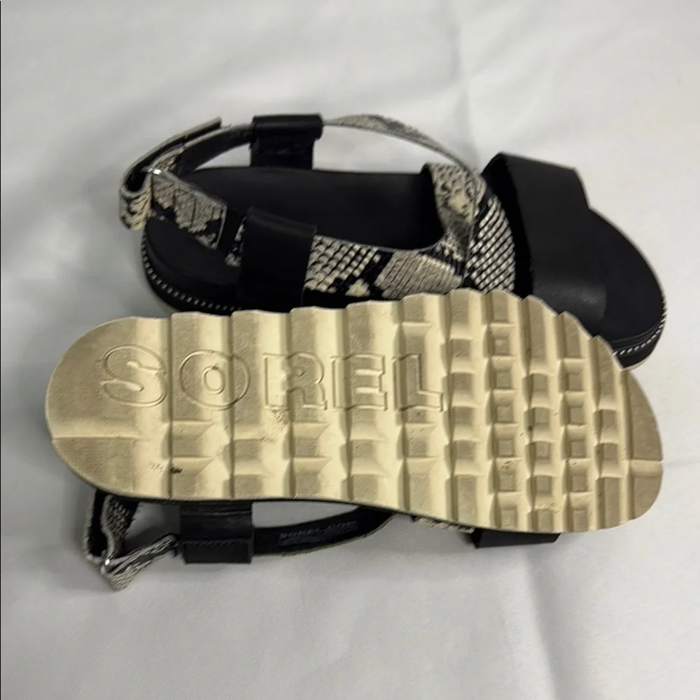 Sorel Black and Cream Sandals with Wide Strap